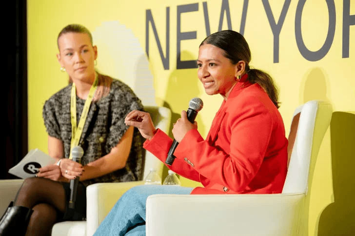 Ariba Jahan speaking on stage